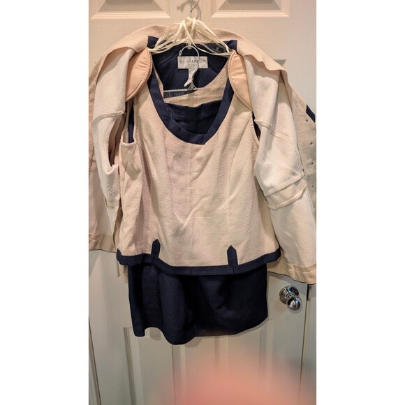 Vintage Sag Harbour size 18 skirt top and jacket set - Picture 2 of 3